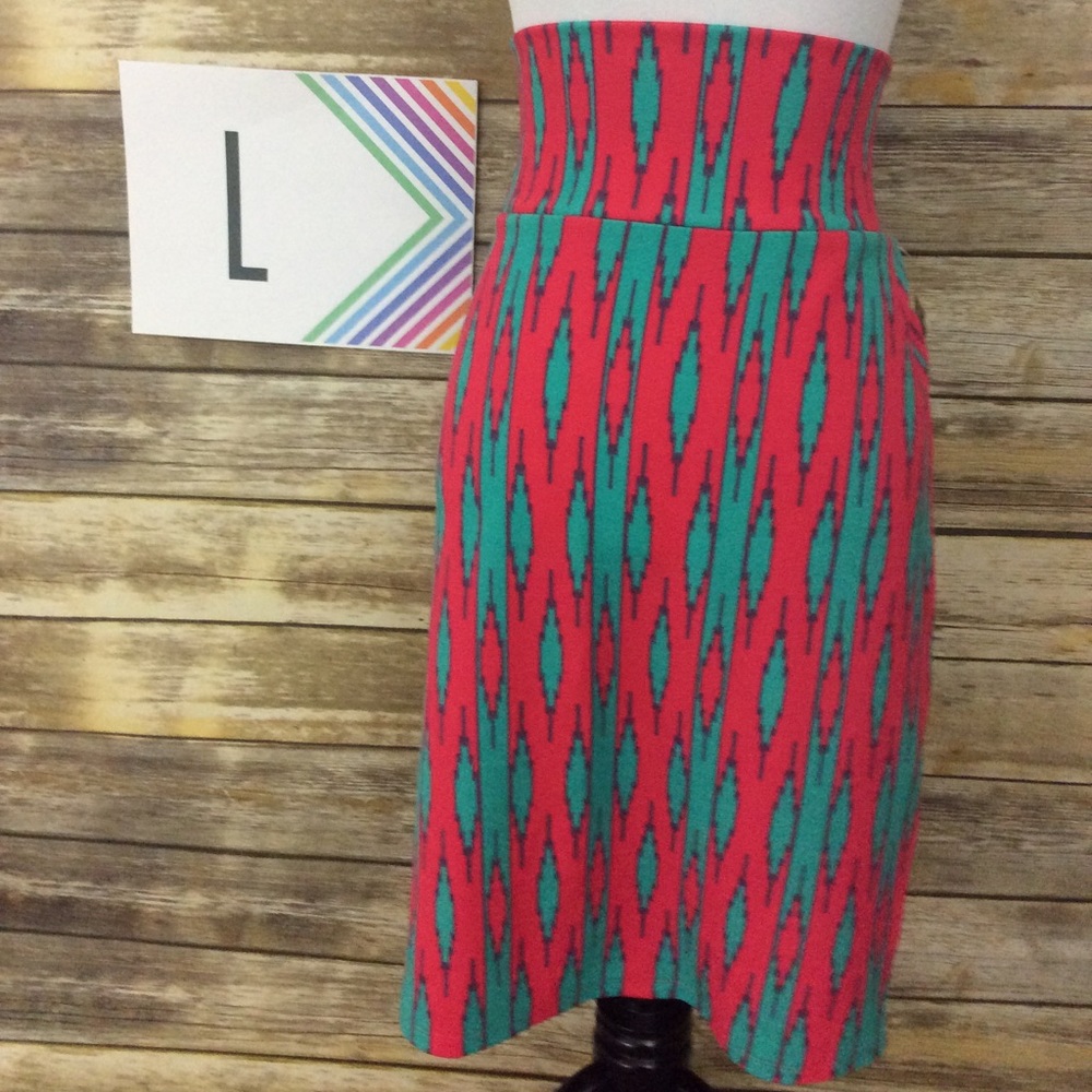 NWT LuLaRoe Cassie Skirt